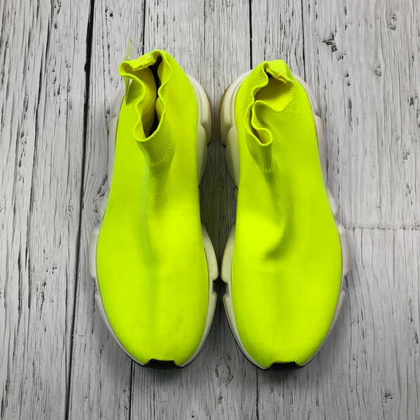 Balenciaga yellow shoes - Either 37/5/6
