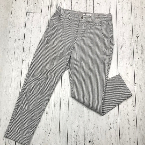 Hollister grey and white striped pants - Hers M