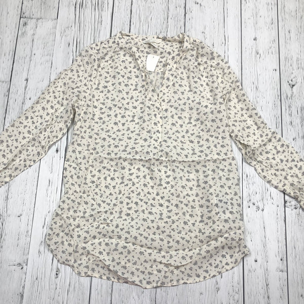 H&M White Patterned Maternity Blouse - Ladies S