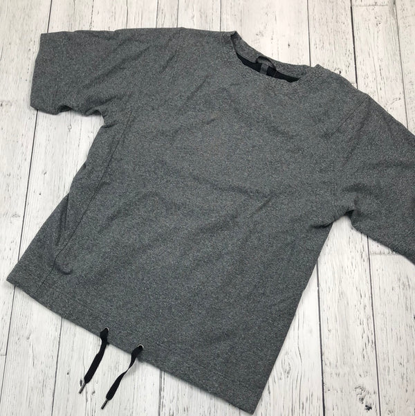 lululemon grey t-shirt - Hers 12