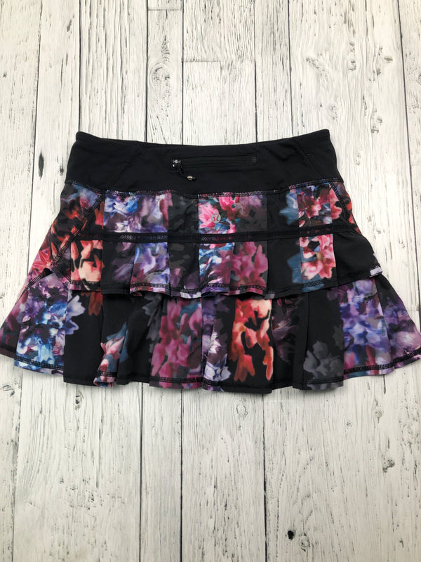 lululemon black purple floral skirt - Hers S/4