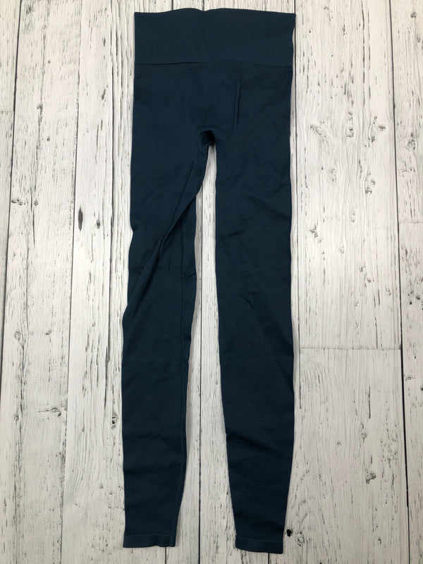 The group Babaton Aritzia blue leggings - Hers S