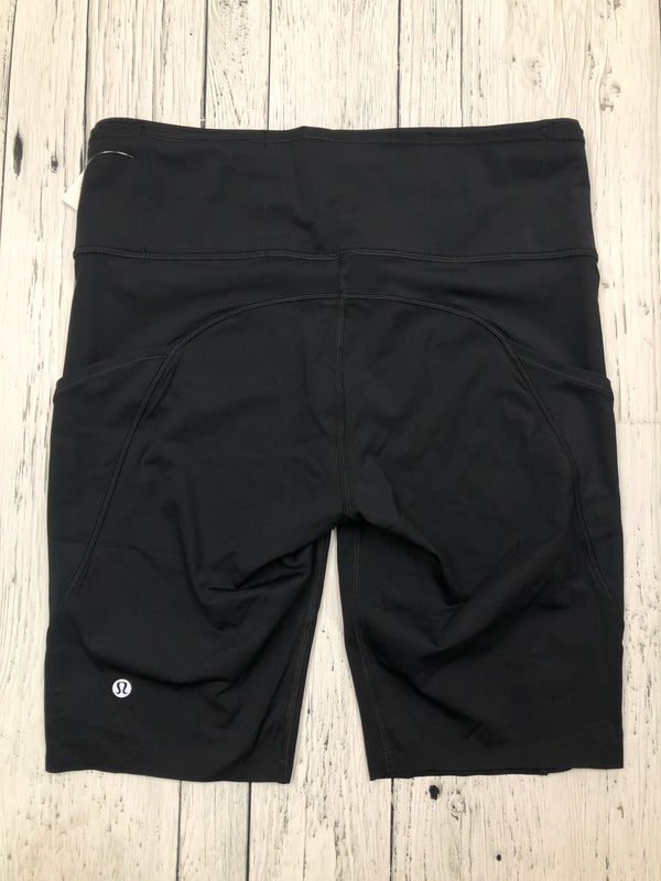 lululemon black bike shorts - Hers M/10