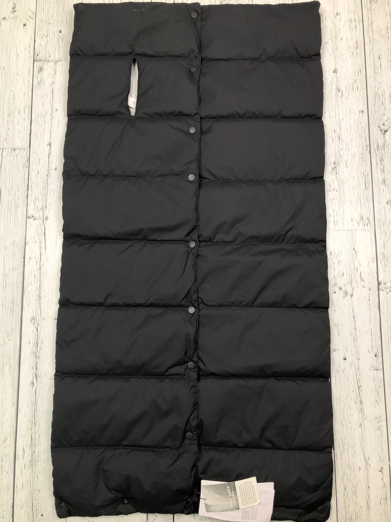 lululemon black wonder puff scarf - Hers O/S