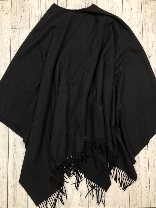 Larioseta black shawl - Hers