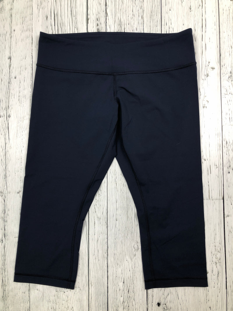 lululemon navy capris - Hers L/12