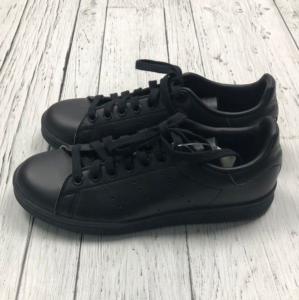 Adidas black shoes - Hers 6