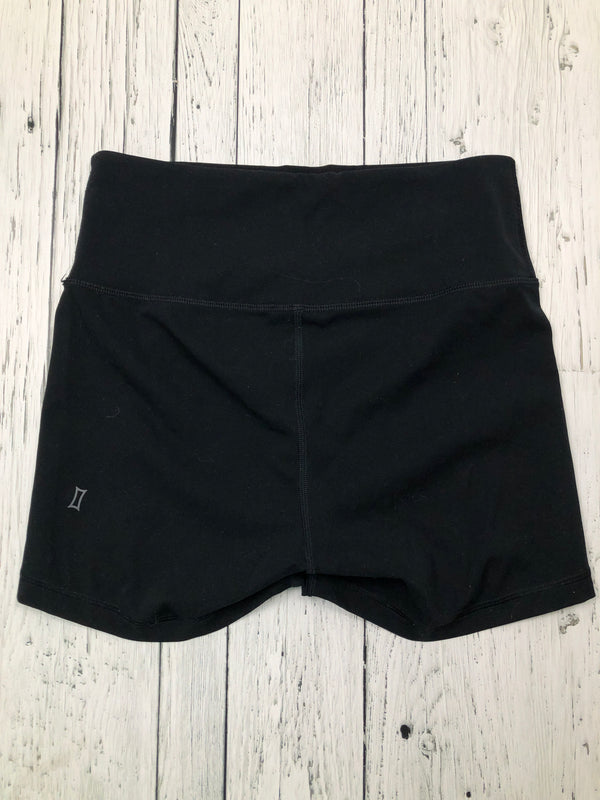Kit&Ace black shorts - Hers M/8