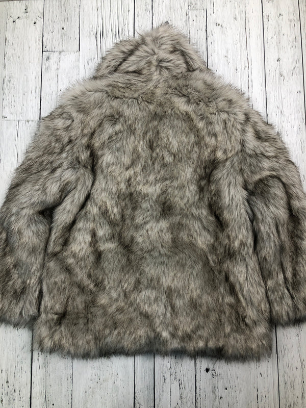 Abercrombie&Fitch grey fur jacket - Hers S