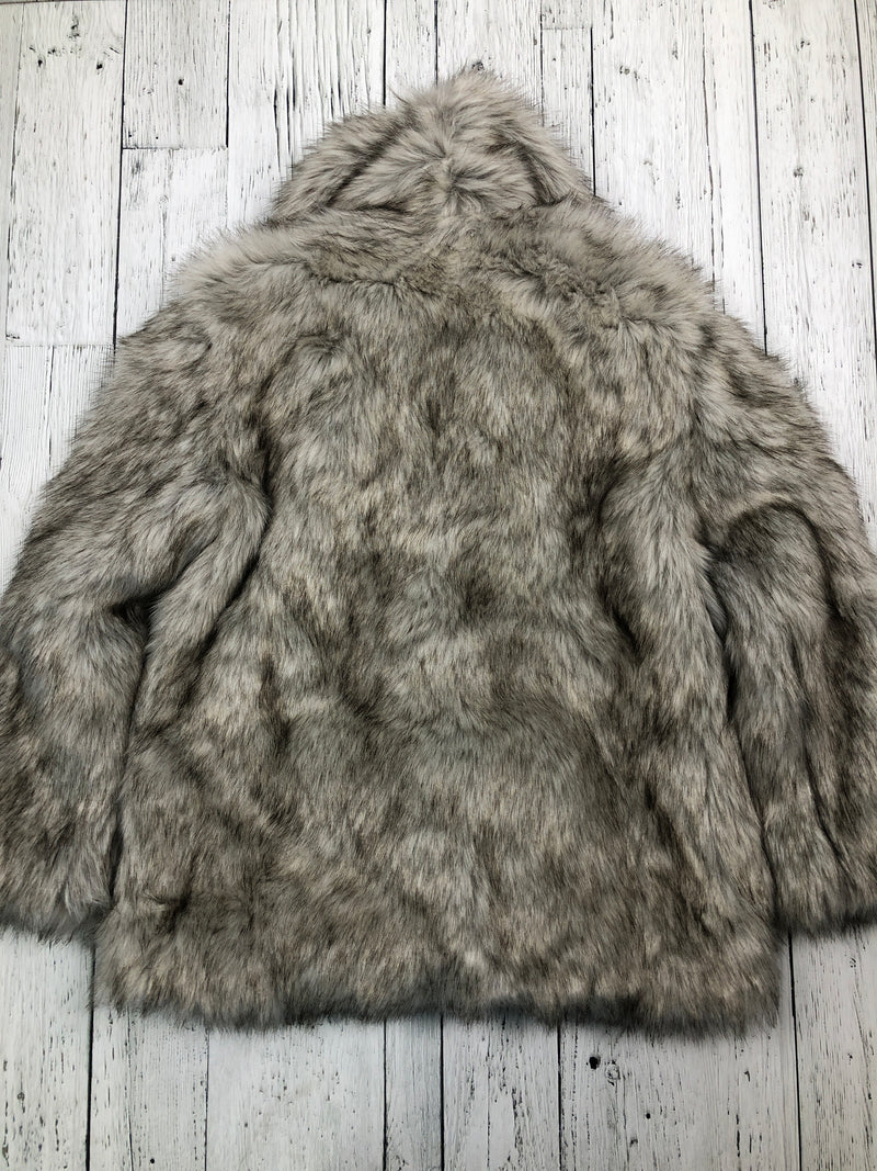 Abercrombie&Fitch grey fur jacket - Hers S