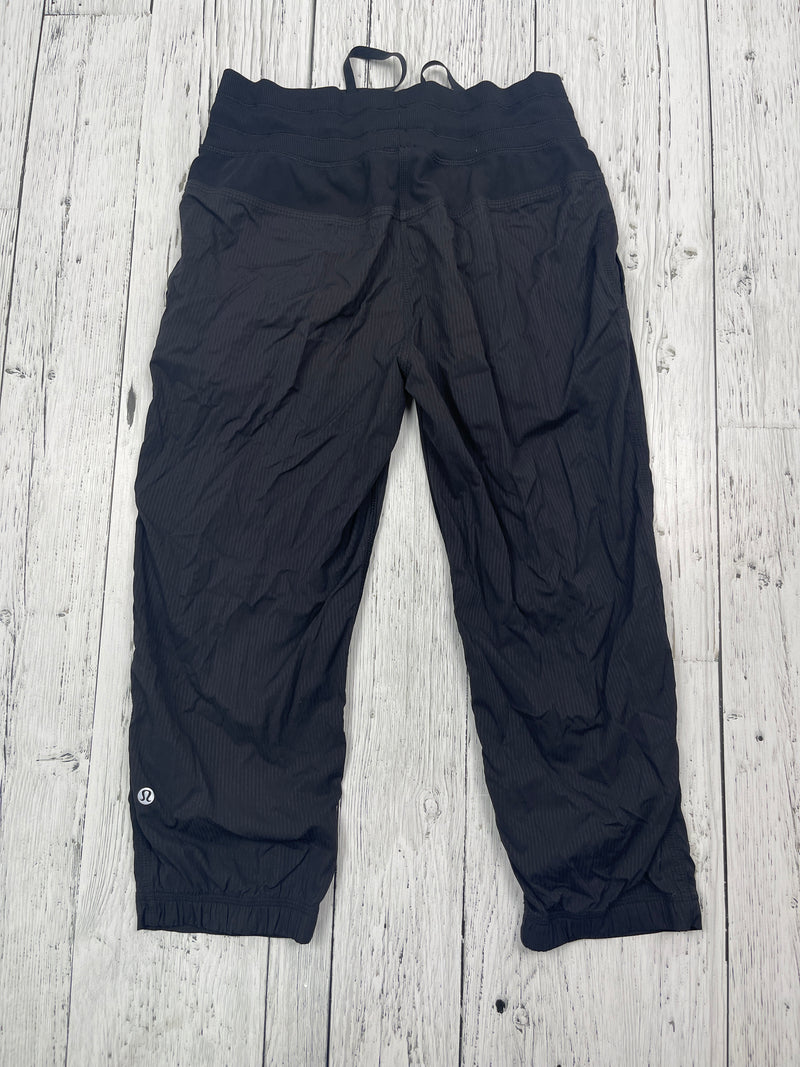 lululemon black cropped pants - Hers 4