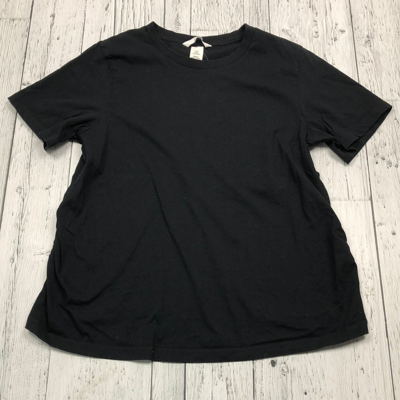 H&M maternity black t-shirt - Ladies M