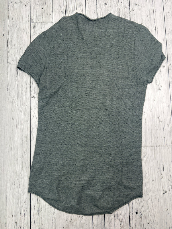 Hollister grey t shirt - His L