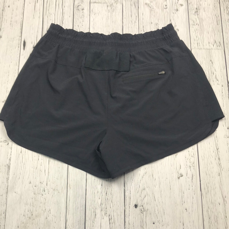 Zella black shorts - Hers L