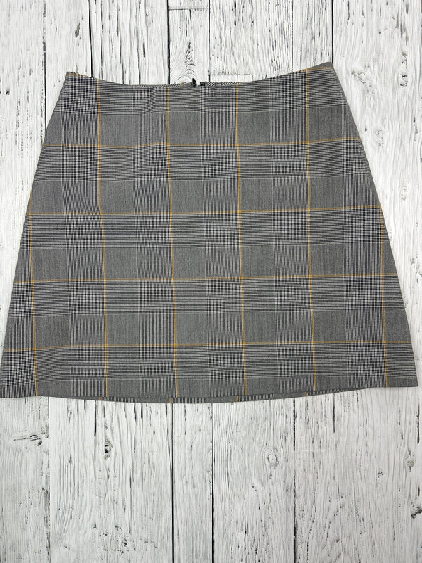 Wilfred Aritzia plaid skirt - Hers XS/2