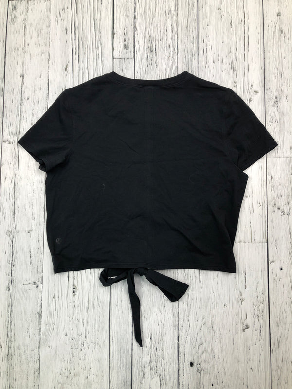 lululemon black tie t-shirt - Hers S/6