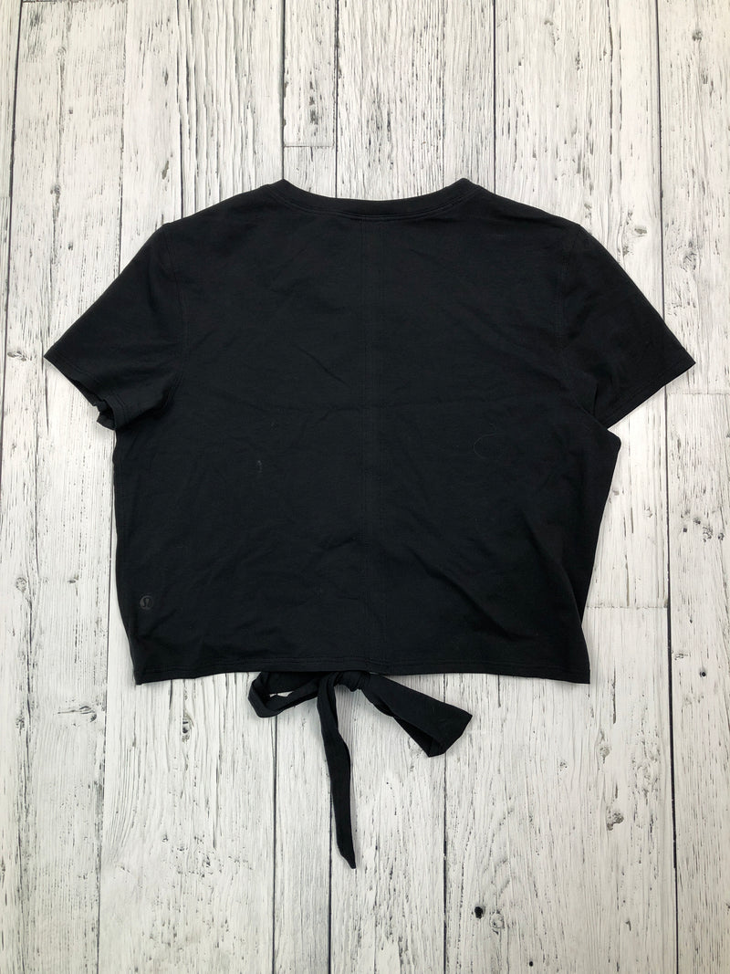 lululemon black tie t-shirt - Hers S/6