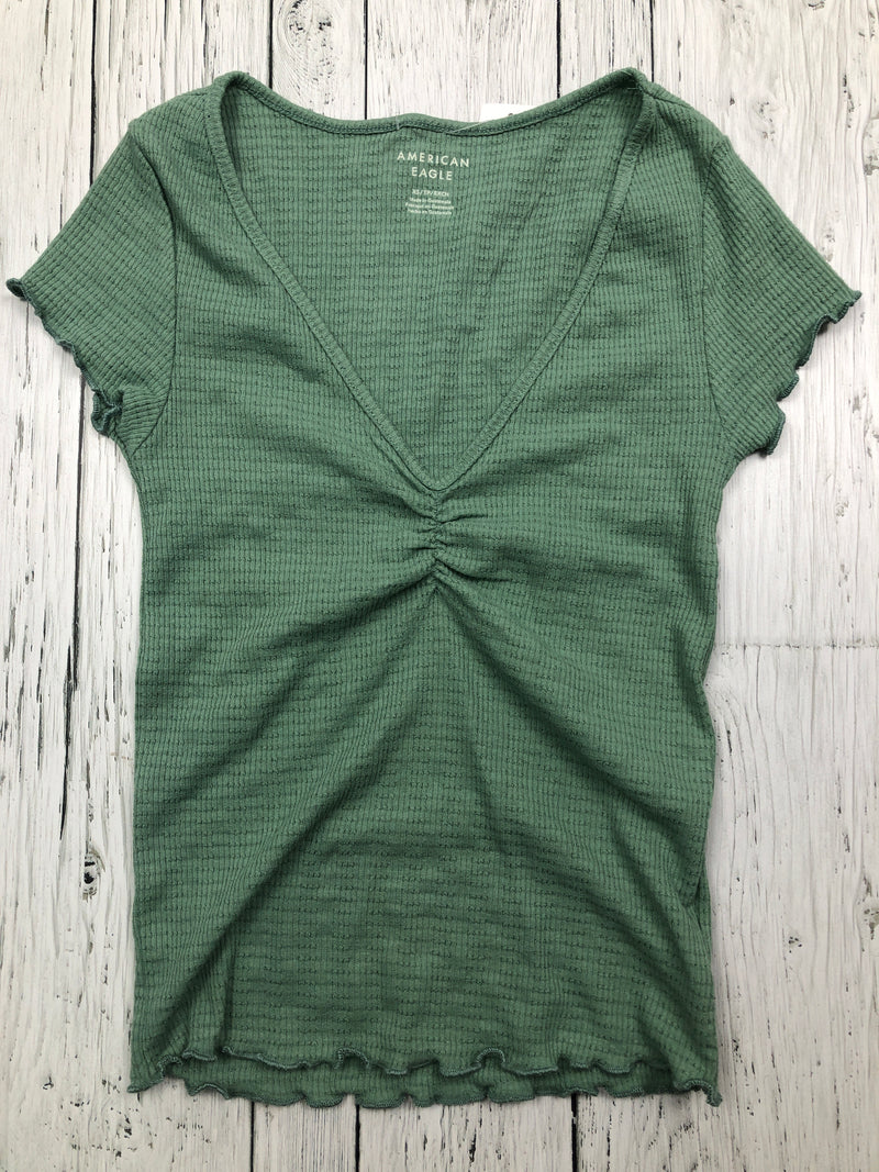 American Eagle green t-shirt - Hers XS