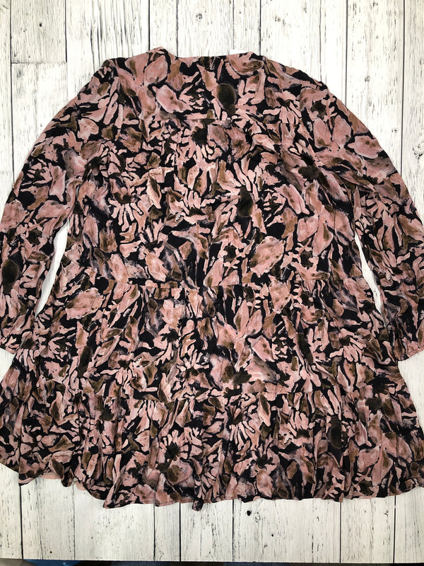 Aritzia Wilfred pink floral dress - Hers XS