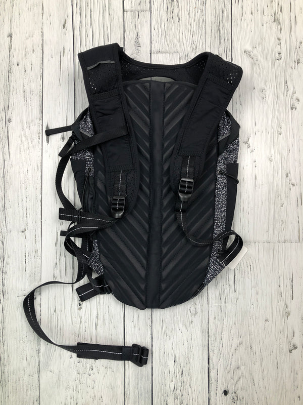 lululemon black white patterned backpack - Either