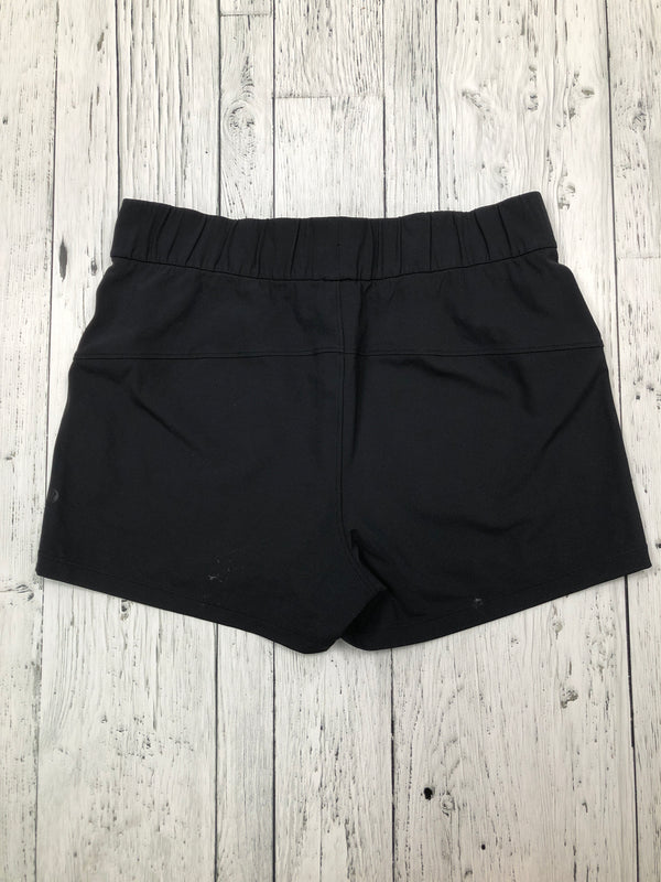 lululemon black shorts - Hers M/8