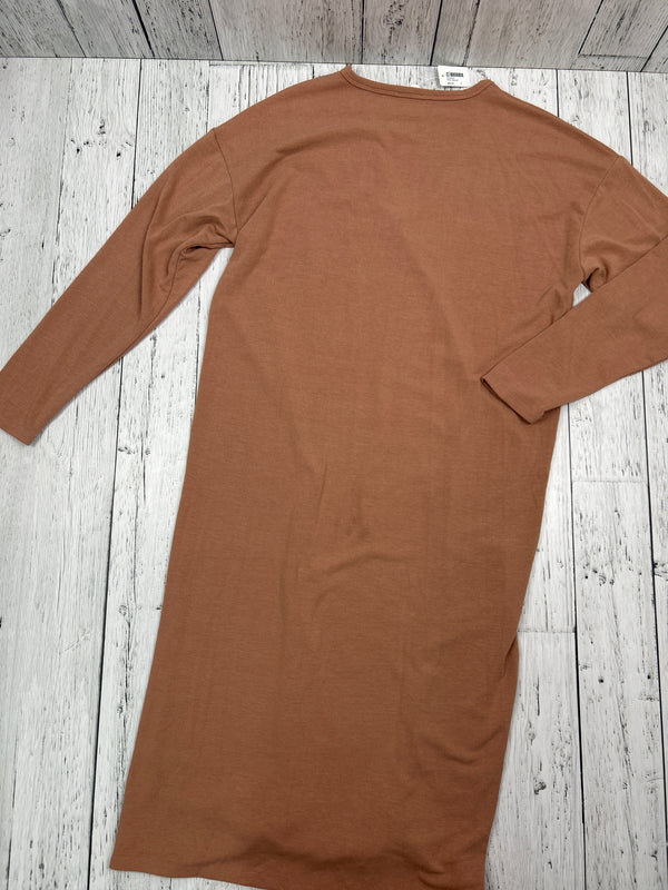 Wilfred Free Aritzia tan dress - Hers M