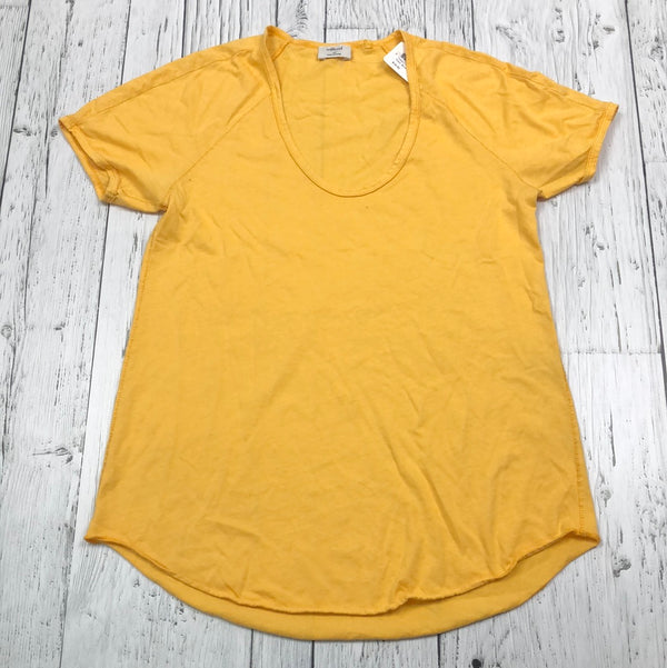 Wilfred Aritzia yellow t-shirt - Hers S