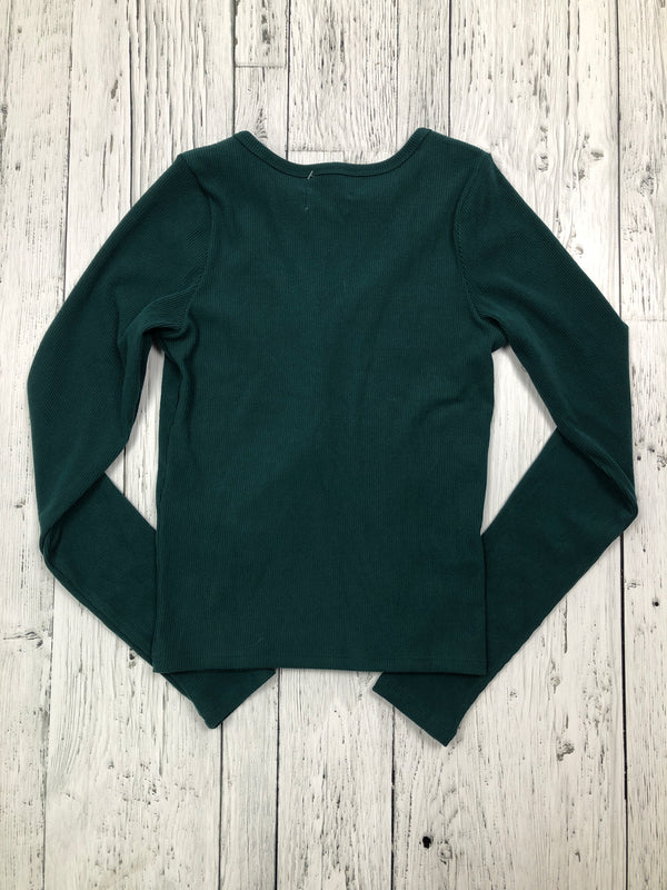 Hollister green cropped long sleeve - Hers XS