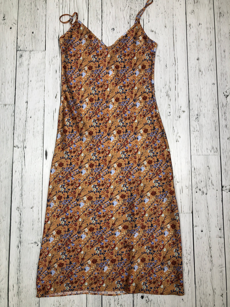 Wilfred Aritzia brown floral dress Wilfred Aritzia brown floral dress