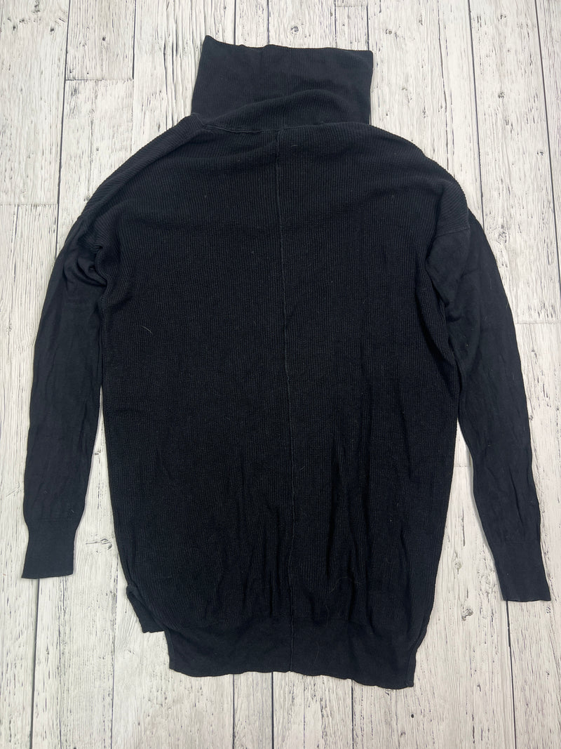 Wilfred Aritzia black turtle neck shirt - Hers S