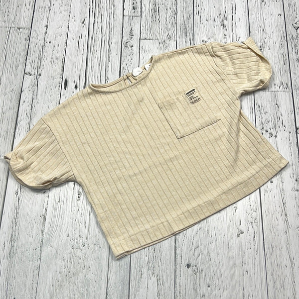 Zara beige T-shirt - Girls 10