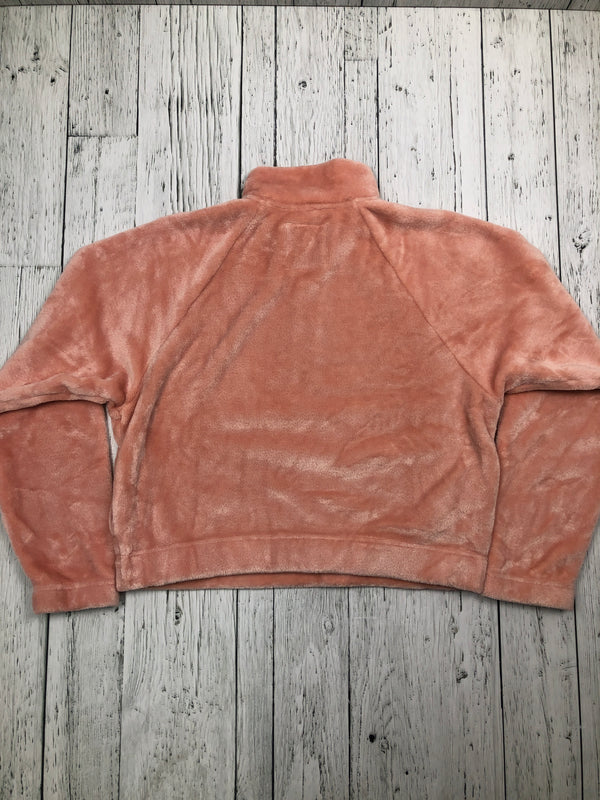 Hollister pink fuzzy sweater - Hers M