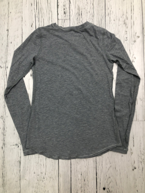 ivivva grey shirt - Girls 10