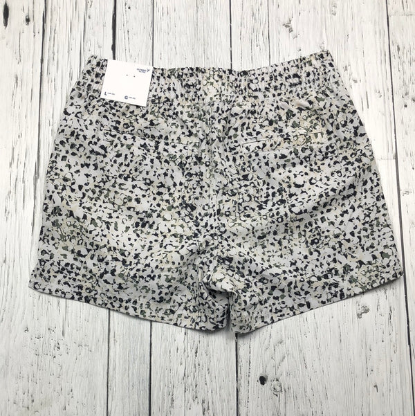 Old navy green white patterned shorts - Girls 10/12