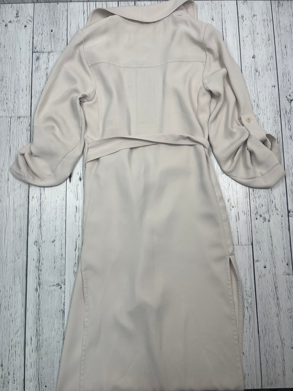 Babaton Aritzia beige wrap dress - Hers XS