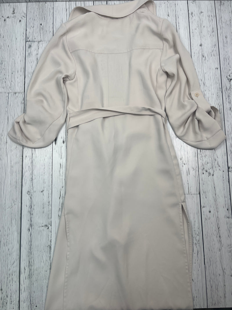 Babaton Aritzia beige wrap dress - Hers XS