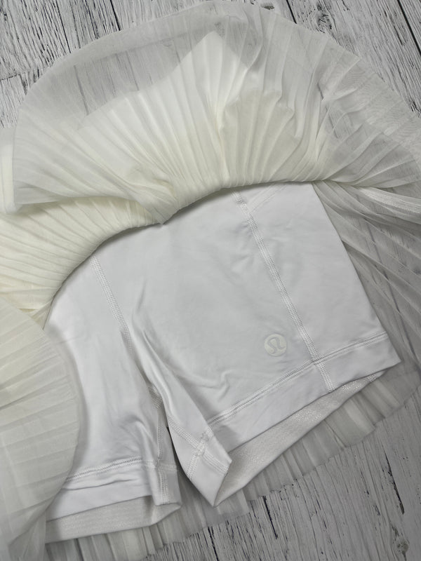 lululemon white tennis skirt - Hers 8