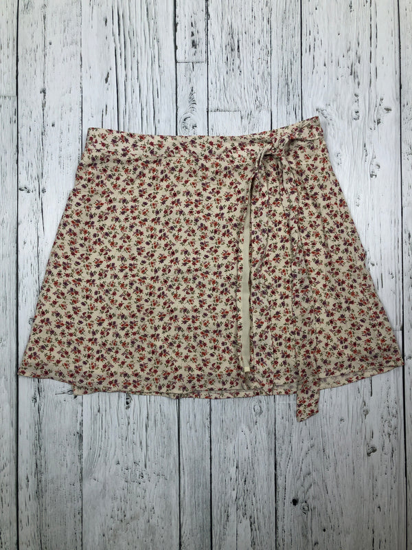 American Eagle beige floral skirt - Hers S