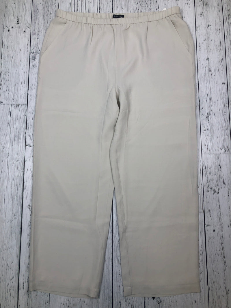 Eileen Fisher white pants - Hers L