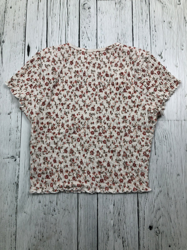 Hollister white pink floral cropped t-shirt - Hers S