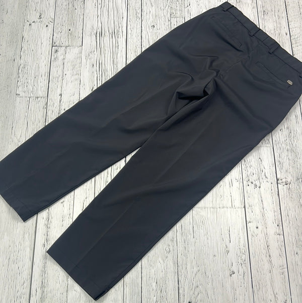 Greg Norman black golf pants - His 32x29