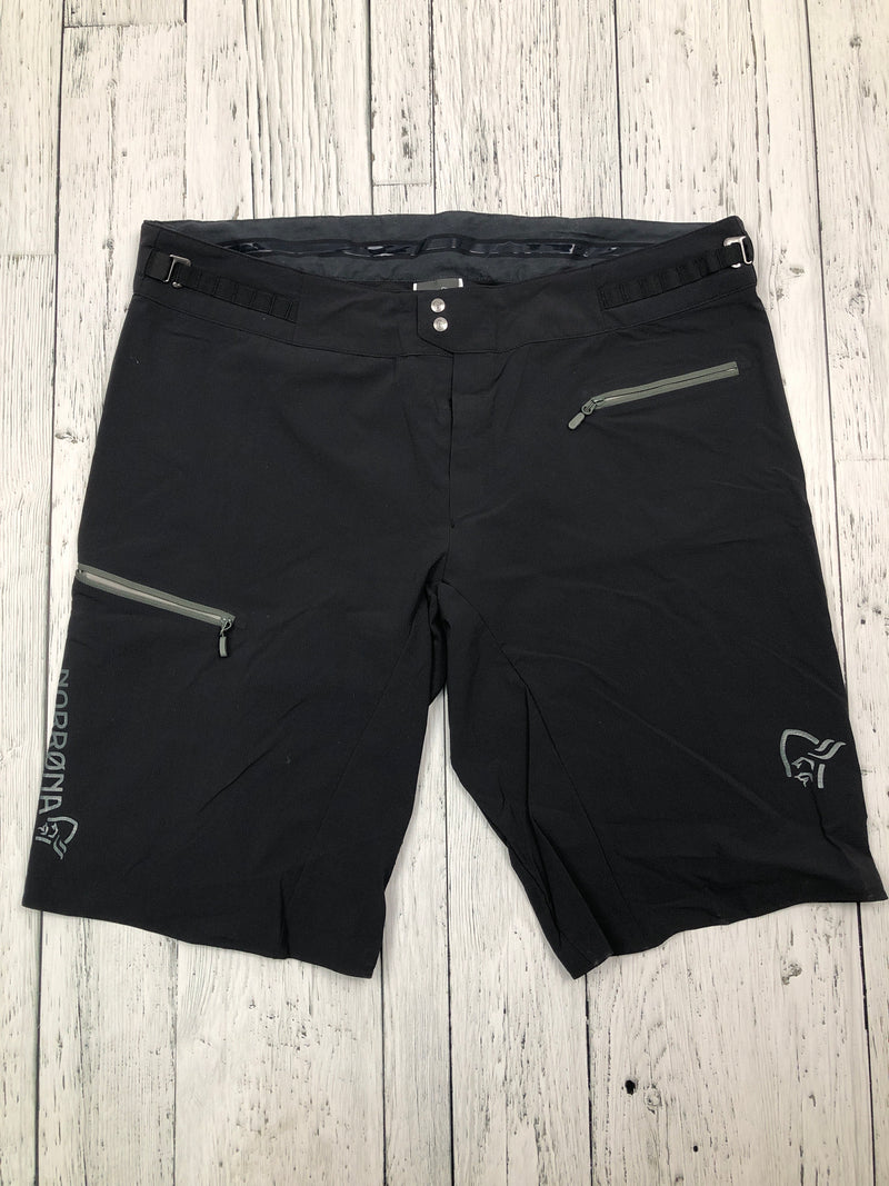 Norrona black shorts - His XL