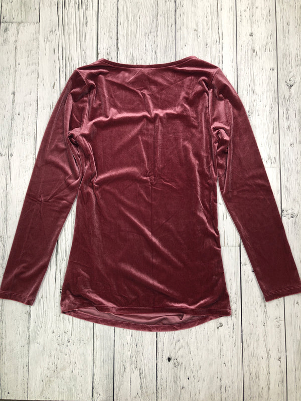 Old navy maternity burgundy velveteen shirt - Ladies M