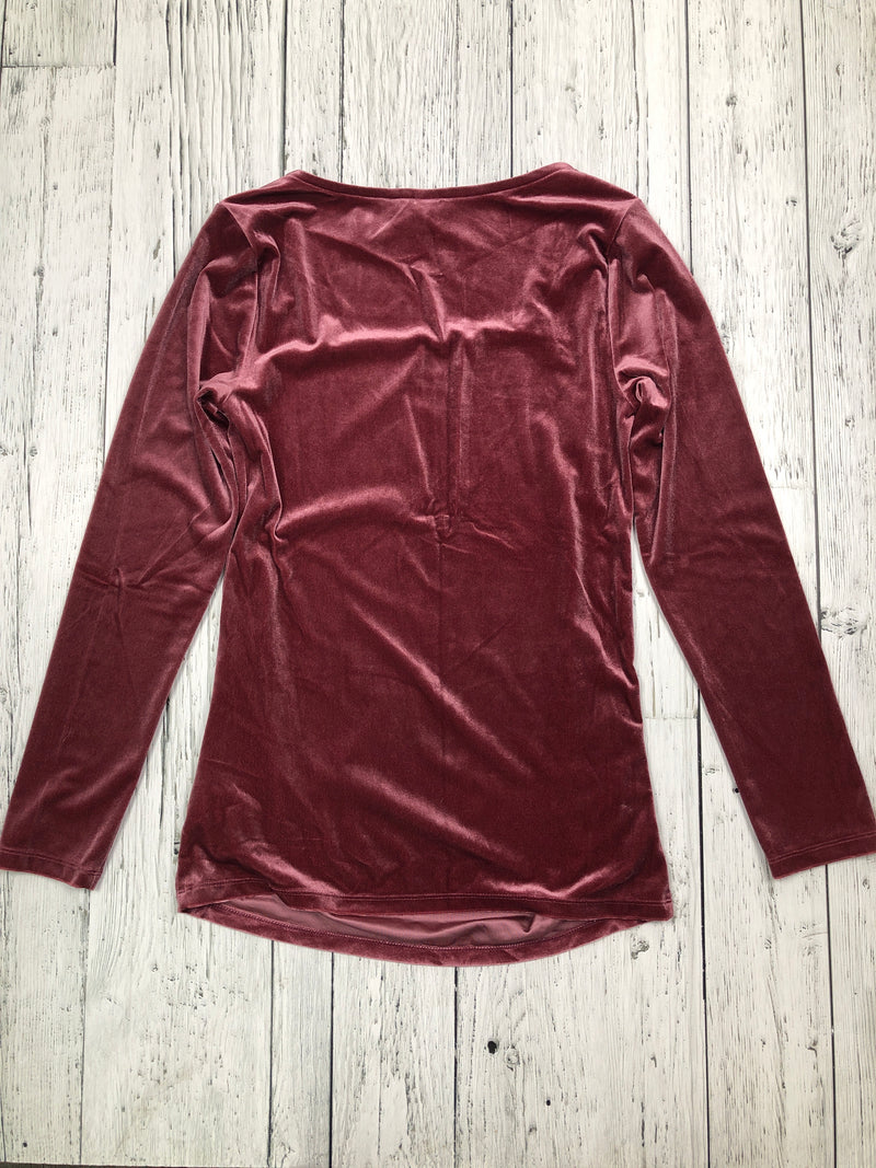 Old navy maternity burgundy velveteen shirt - Ladies M