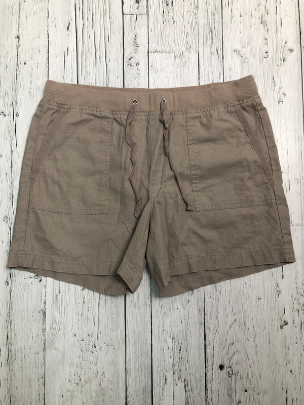 Banana Republic brown shorts - Hers M/8