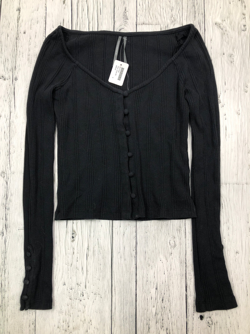 Anthropologie black long sleeve shirt - Hers XS