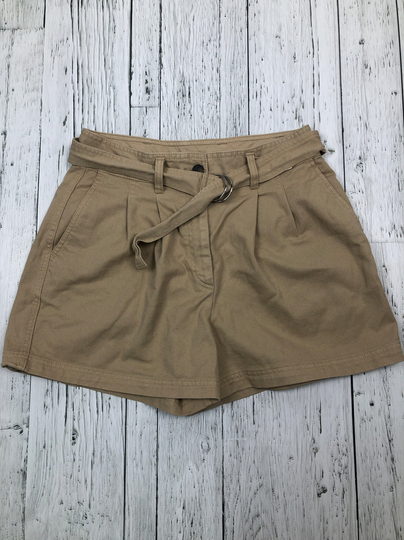 The group Babaton Aritzia beige shorts - Hers M/10