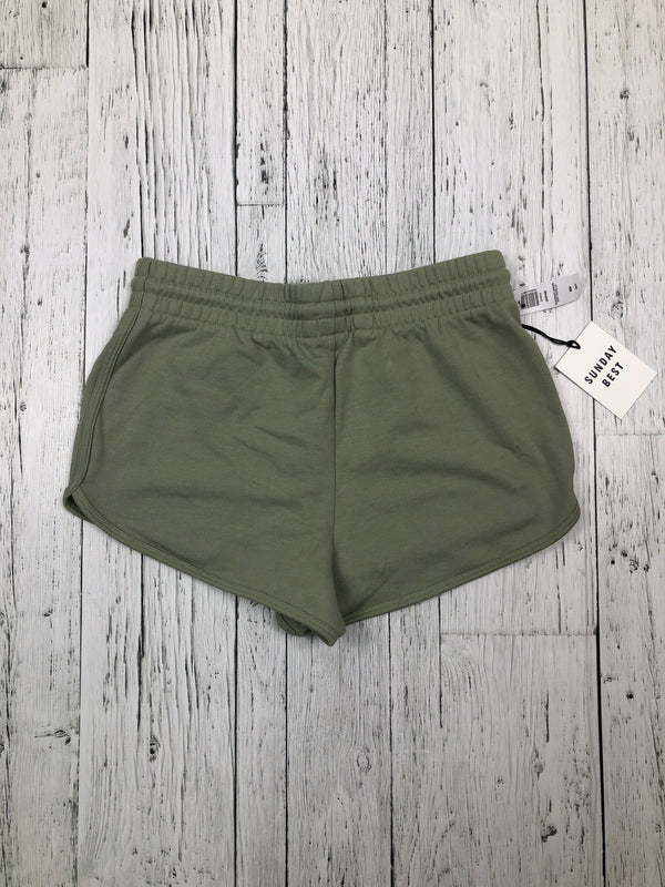 Sunday best green shorts - Hers M