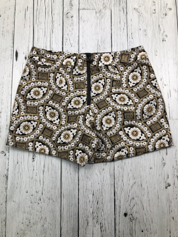 Alice+Olivia gold white patterned shorts - Hers XXS/0