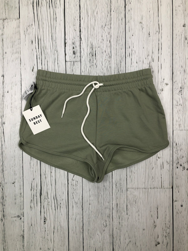 Sunday best green shorts - Hers M